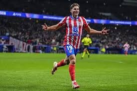 曼联7000万英镑签下亚当·沃顿的交易在水晶宫承认拜仁计划从老特拉福德挖角后加速进行。